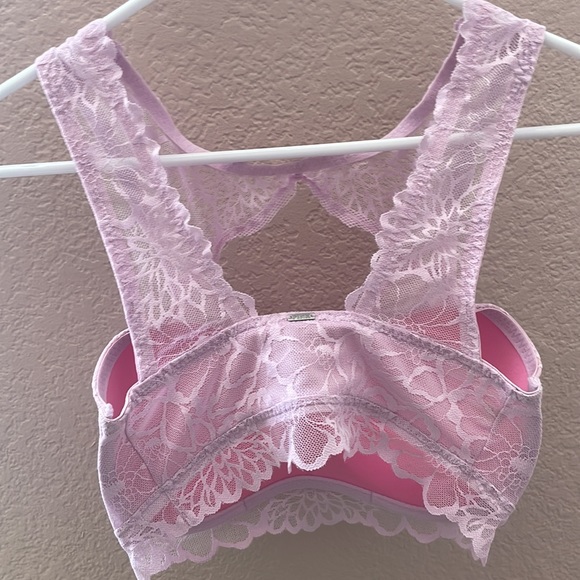 Bundle of 2 NWOT Victoria’s Secret PINK Lace Bras / Bralettes - Picture 3 of 12